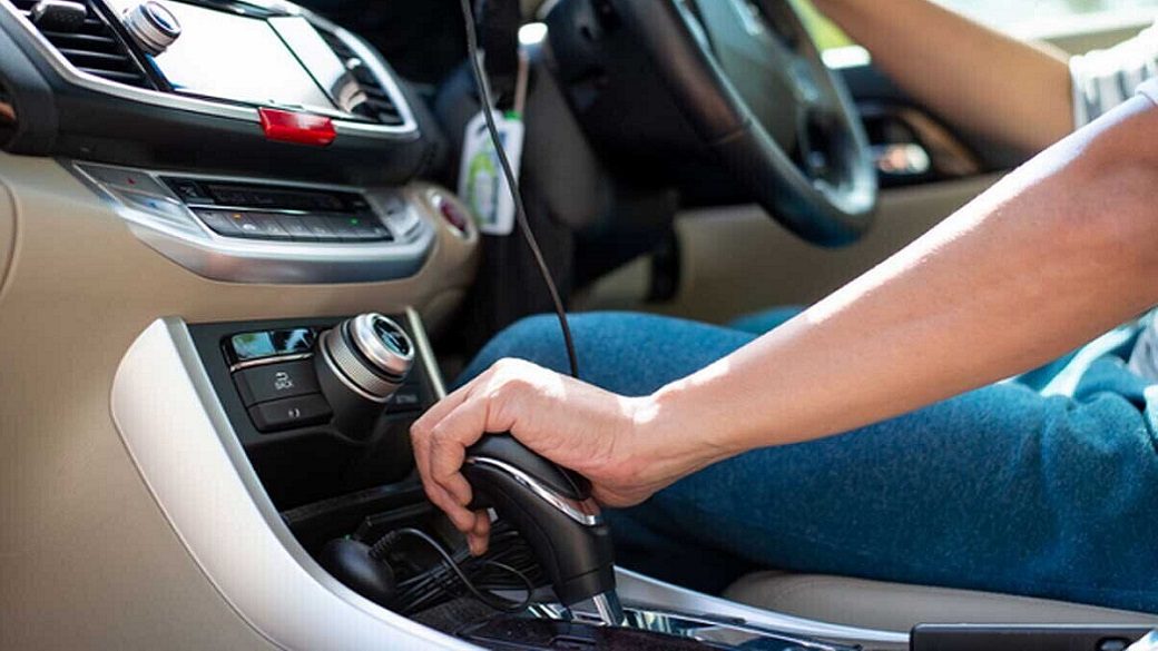 نرفتن دنده اتومات,علت جا نرفتن دنده اتومات و نحوه حل مشکل,اتوکالا Autokala