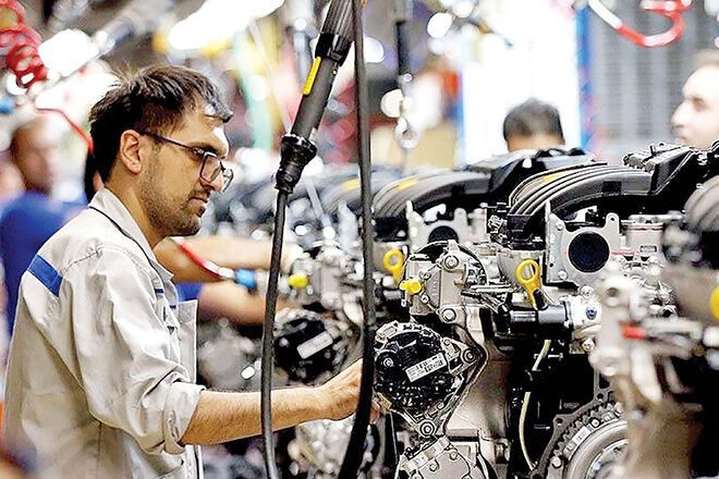 72898,قطع مکرر انشعابات قطعه‌ سازان عامل کاهش تولید خودروسازان,اتوکالا Autokala