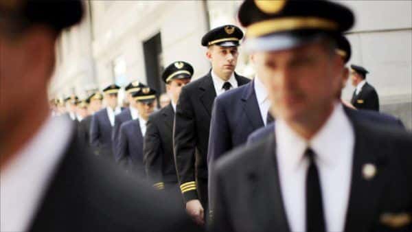 77580,خلبان‌ها در ایران و کشورهای دیگر چقدر حقوق می‌گیرند؟,اتوکالا Autokala