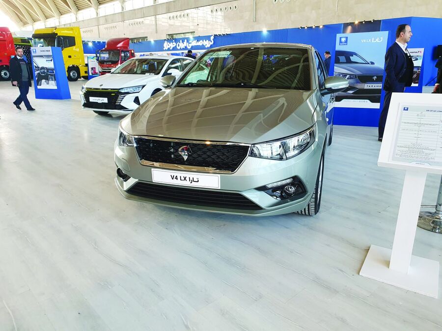 63273.jpg,قیمت بیشتر خودروها بالای یک میلیارد تومان است,اتوکالا Autokala