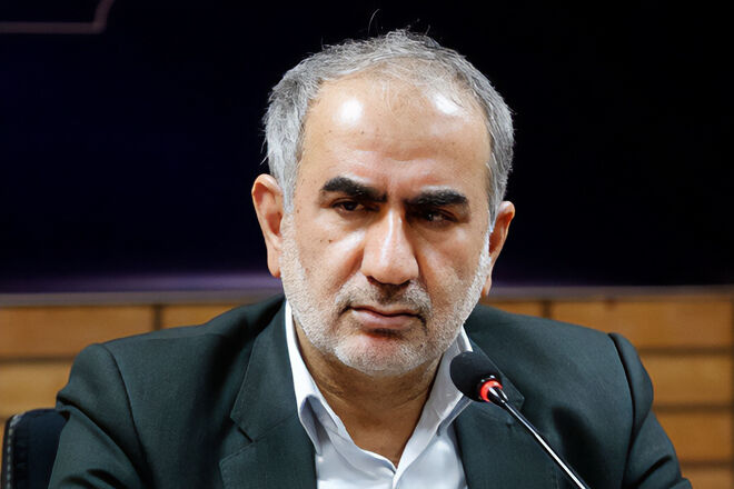 75866.jpg,لزوم افزایش قیمت خودروهای تجاری به دلیل گرانی دلار,اتوکالا Autokala