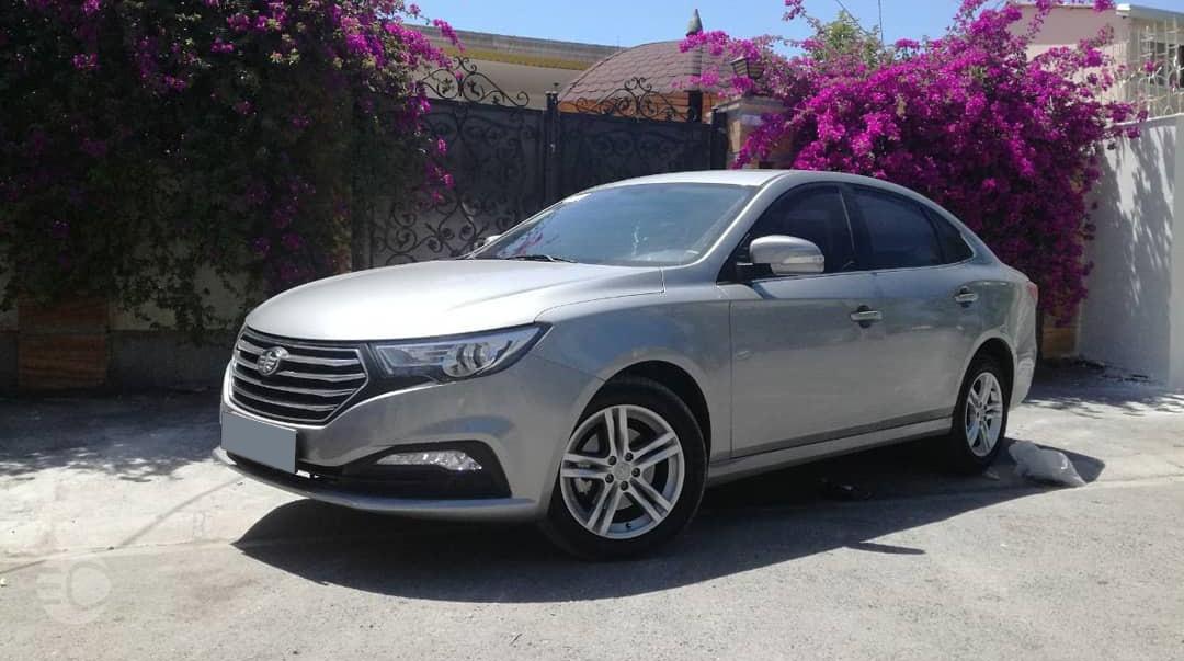 bestern b30.jpg,بررسی مشخصات بسترن b30، فنی و آپشنها,اتوکالا Autokala