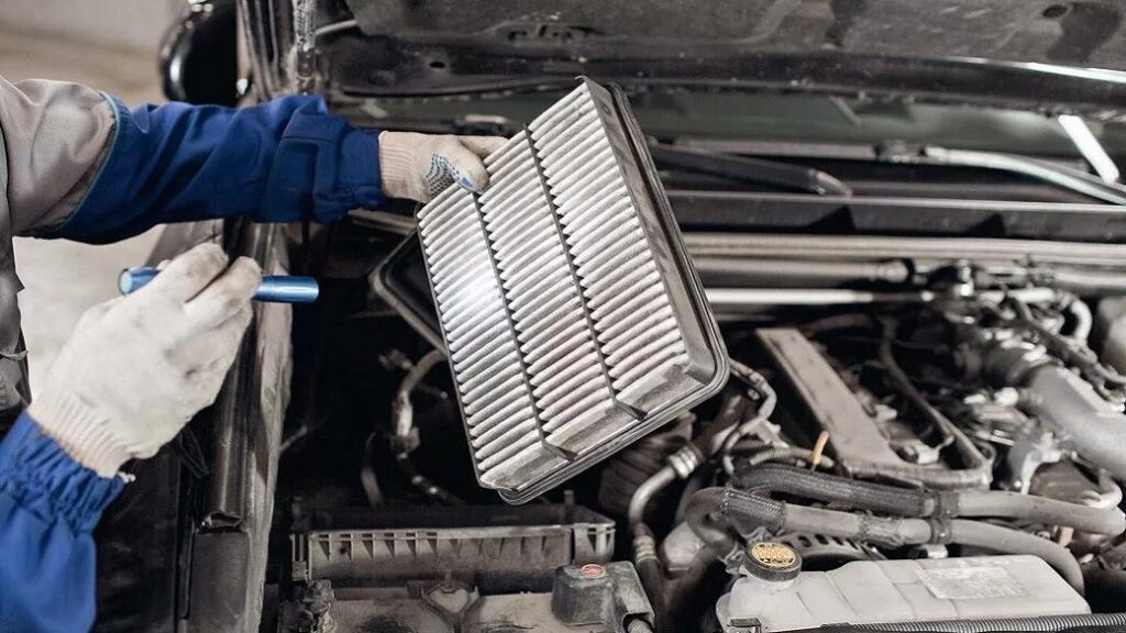 رادیاتور ماشین.Jpg,علت و علائم خرابی رادیاتور خودرو + نحوه رفع گرفتگی رادیاتور,اتوکالا Autokala