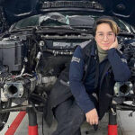 88092.Jpg,بانوان پذیرای شغل مکانیکی خودرو نیستند,اتوکالا Autokala