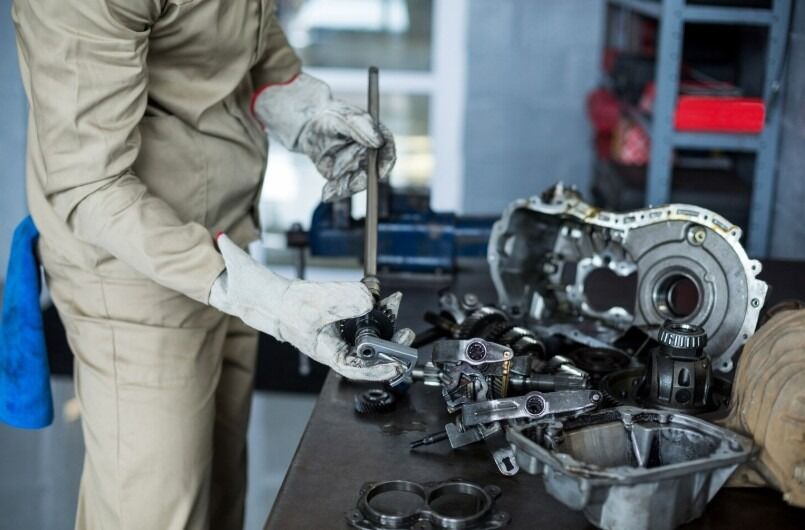 88906.jpg,۸ نشانه رایج خرابی در تعمیرات گیربکس اتوماتیک خودرو,اتوکالا Autokala