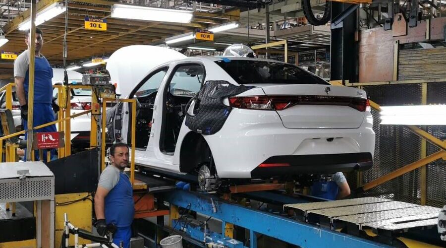 90527 jpg,بحران نیروی انسانی و عقبماندگی تکنولوژیک؛ بزرگترین معضل صنعت خودرو,اتوکالا Autokala