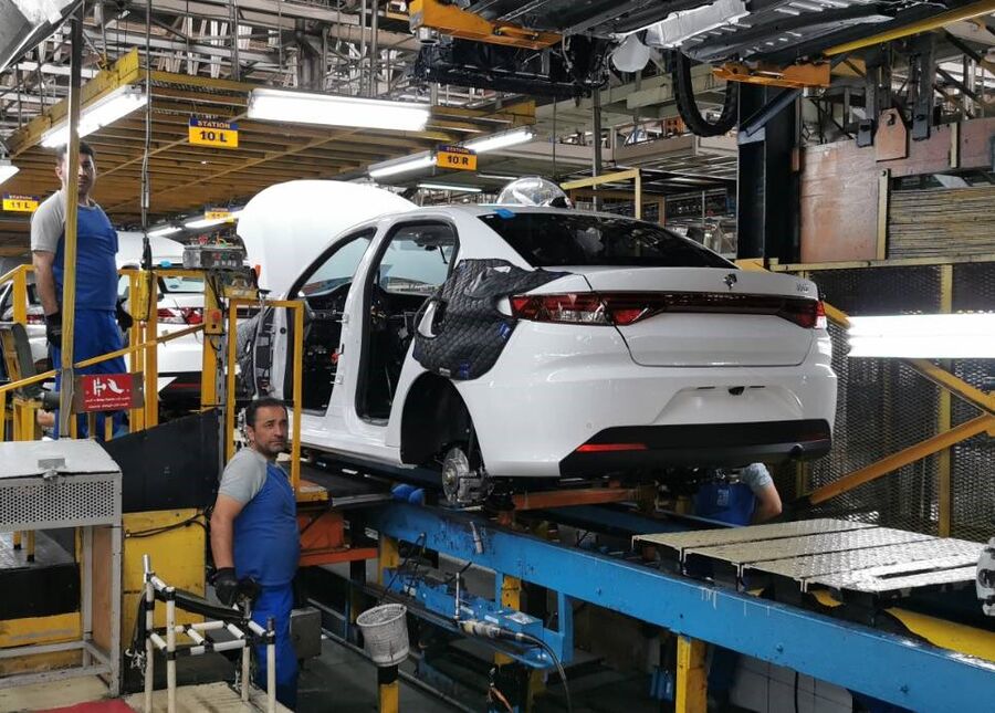 90527 jpg,بحران نیروی انسانی و عقبماندگی تکنولوژیک؛ بزرگترین معضل صنعت خودرو,اتوکالا Autokala
