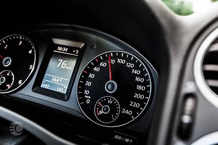 کم کردن کیلومتر ماشین اصلی jpg,جرم کم کردن کیلومتر ماشین و نحوه برملا سازی آن,اتوکالا Autokala